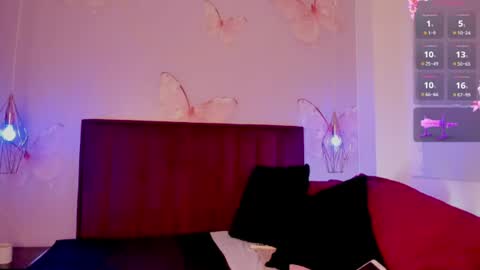 Snapshot of vnuss__ chatting on 06/20/26, 05:54 VENUS online show from 06/20/26, 05:54