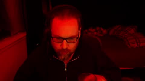 Snapshot of voidcatdaddy chatting on 04/08/26, 04:56 Rev online show from 04/08/26, 04:56