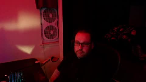 Snapshot of voidcatdaddy chatting on 04/14/26, 05:13 Rev online show from 04/14/26, 05:13