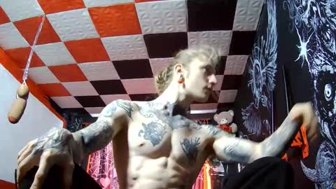 Snapshot of voldan_elf chatting on 01/17/26, 10:20 Elf online show from 01/17/26, 10:20