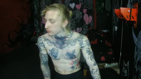 Snapshot of voldan_elf chatting on 04/03/26, 05:22 Elf online show from 04/03/26, 05:22