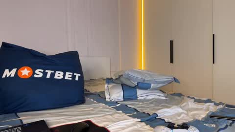 Snapshot of vorvik chatting on 01/06/25, 10:46 vorvik online show from 01/06/25, 10:46