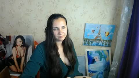 Snapshot of voulezvous_angel chatting on 06/24/26, 05:34 voulezvous_angel online show from 06/24/26, 05:34