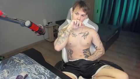 vova online show from 10/26/25, 10:32