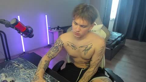 vova online show from 04/27/26, 10:13