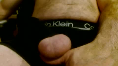 Snapshot of voyeur_qc chatting on 10/21/25, 03:40 voyeur_qc online show from 10/21/25, 03:40