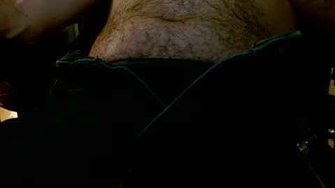 Snapshot of voyeur_qc chatting on 04/07/26, 03:07 voyeur_qc online show from 04/07/26, 03:07