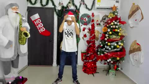 voyeurism_guys online show from 12/16/25, 10:59