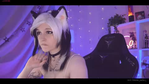 vronnier online show from 02/27/25, 04:53