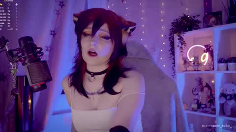 vronnier online show from 09/20/25, 05:03