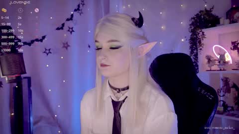 vronnier online show from 11/20/25, 11:32