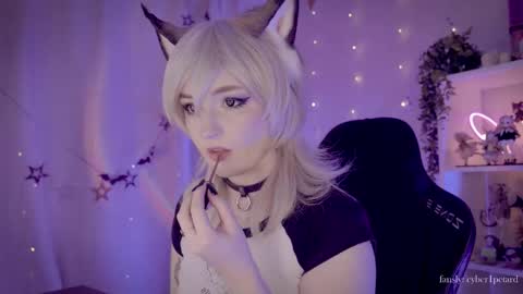 vronnier online show from 12/19/25, 04:03