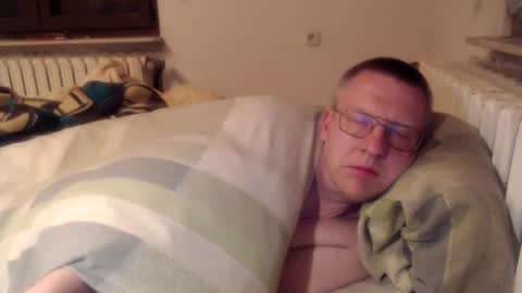 vthomasp719 online show from 04/29/26, 06:17