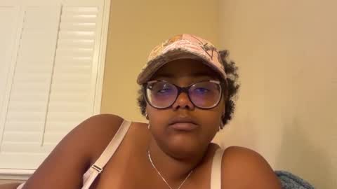 Lauren online show from 04/23/26, 06:03