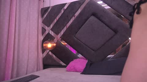 Violeta online show from 01/25/25, 03:09