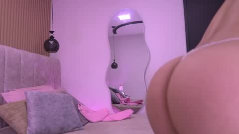 Violeta online show from 06/09/26, 03:18