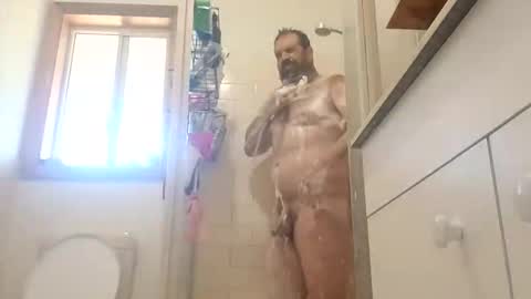 Snapshot of vvmm8783 chatting on 11/14/25, 01:59 vvmm8783 online show from 11/14/25, 01:59