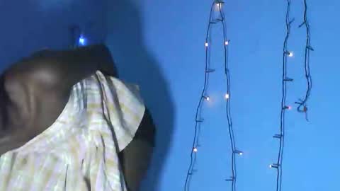 vvuuvvu online show from 05/02/26, 04:39