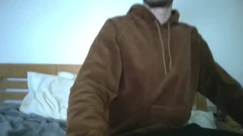 Snapshot of vwelad6969 chatting on 01/04/25, 04:23 hung boy online show from 01/04/25, 04:23