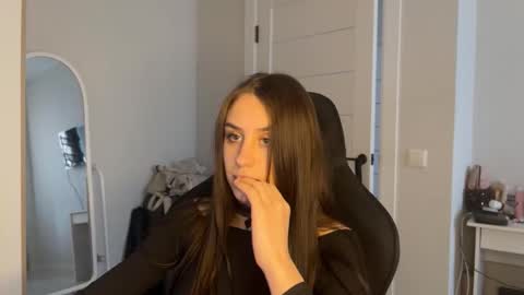 Snapshot of vx_arina chatting on 03/13/26, 09:05 Arina online show from 03/13/26, 09:05