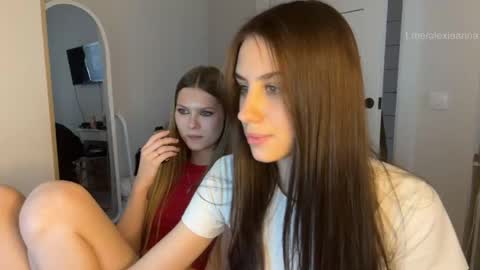 Arina online show from 05/11/26, 02:45