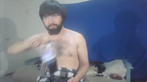 Snapshot of vygrax chatting on 01/21/25, 11:45 Vygrax online show from 01/21/25, 11:45