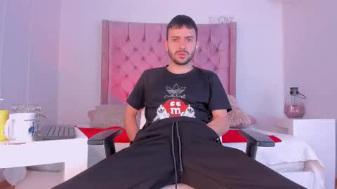 Vynny Blacke online show from 11/20/25, 09:14