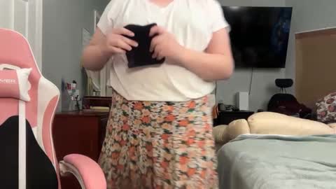 Snapshot of w1nk5y chatting on 01/13/25, 07:53 Winksy online show from 01/13/25, 07:53