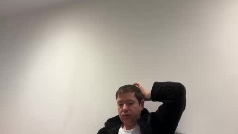 Snapshot of w919 chatting on 01/09/26, 06:42 V online show from 01/09/26, 06:42