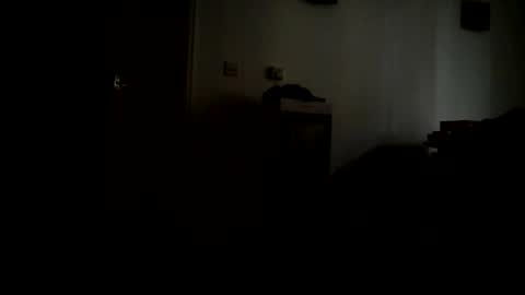 Snapshot of w919 chatting on 03/31/26, 12:38 V online show from 03/31/26, 12:38