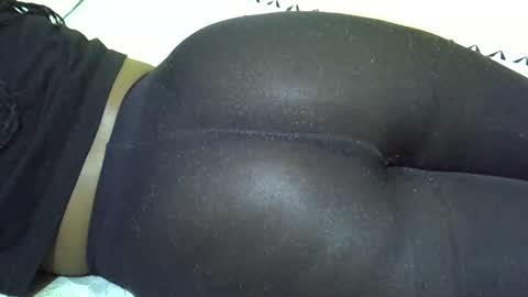 Snapshot of wakanda_43 chatting on 02/19/25, 06:11 candy online show from 02/19/25, 06:11