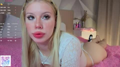  Lina online show from 04/24/26, 06:43