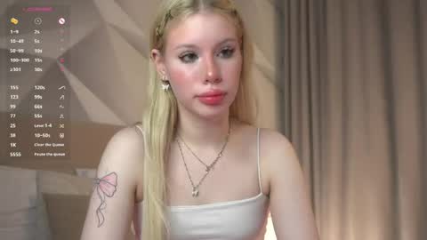  Lina online show from 04/30/26, 06:58