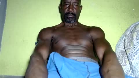 Snapshot of waleswusup chatting on 12/08/24, 05:50 Champion Lover online show from 12/08/24, 05:50