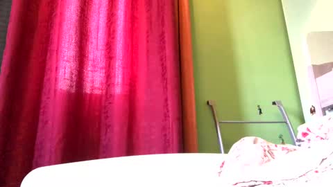 ghhhgh online show from 01/07/25, 03:02