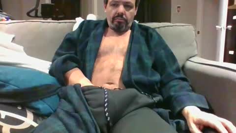 Snapshot of walker033 chatting on 12/30/24, 06:20 walker033 online show from 12/30/24, 06:20