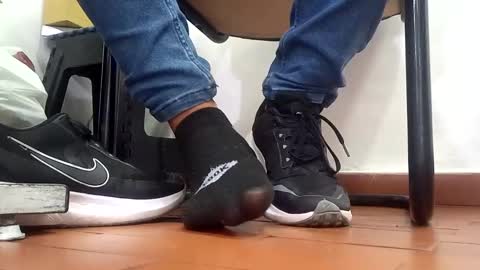 Snapshot of waltherfeet_ chatting on 01/07/25, 06:03 WaltherFeet online show from 01/07/25, 06:03