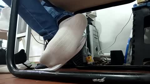 Snapshot of waltherfeet_ chatting on 01/17/25, 09:06 WaltherFeet online show from 01/17/25, 09:06