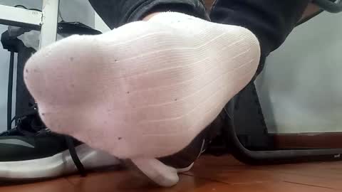 Snapshot of waltherfeet_ chatting on 09/09/25, 07:24 WaltherFeet online show from 09/09/25, 07:24