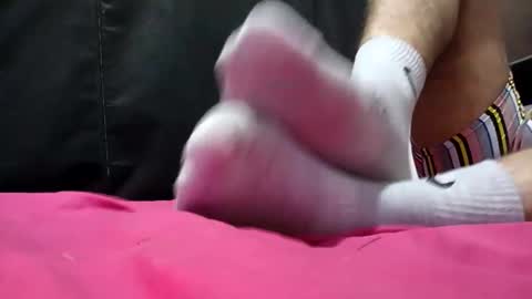 Snapshot of waltherfeet_ chatting on 09/21/25, 04:36 WaltherFeet online show from 09/21/25, 04:36