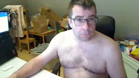 Snapshot of wammes85 chatting on 03/10/26, 01:32 wammes online show from 03/10/26, 01:32