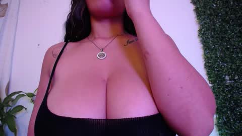 Snapshot of wanda_liones chatting on 03/09/25, 01:26 Wanda online show from 03/09/25, 01:26