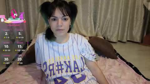 Snapshot of wandahazel chatting on 03/23/26, 09:19 Wanda online show from 03/23/26, 09:19