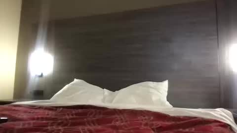 wanderlustgaal online show from 10/11/25, 02:11