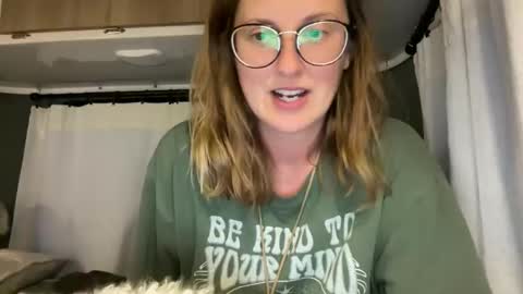 Snapshot of wanderlustjade chatting on 05/09/26, 12:05 Jade Adonis online show from 05/09/26, 12:05