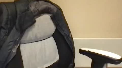 wangotaj online show from 12/19/25, 12:06