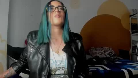 Snapshot of waningrosee chatting on 12/11/24, 10:16 Waningrose  Lu online show from 12/11/24, 10:16