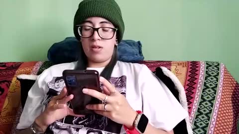 Snapshot of waningrosee chatting on 01/19/25, 07:47 Waningrose  Lu online show from 01/19/25, 07:47