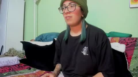 Snapshot of waningrosee chatting on 02/11/25, 06:44 Waningrose  Lu online show from 02/11/25, 06:44