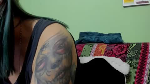 Snapshot of waningrosee chatting on 02/14/25, 03:26 Waningrose  Lu online show from 02/14/25, 03:26